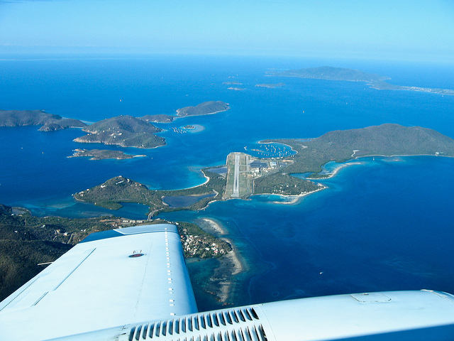 Beef Island Airport BVI  (CC BY-ND 2.0) 